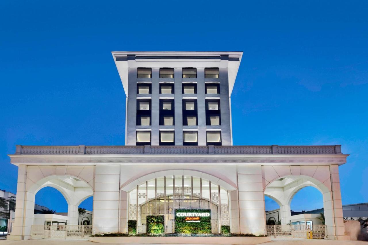 Hotel Courtyard By Marriott Bengaluru Hebbal Zewnętrze zdjęcie