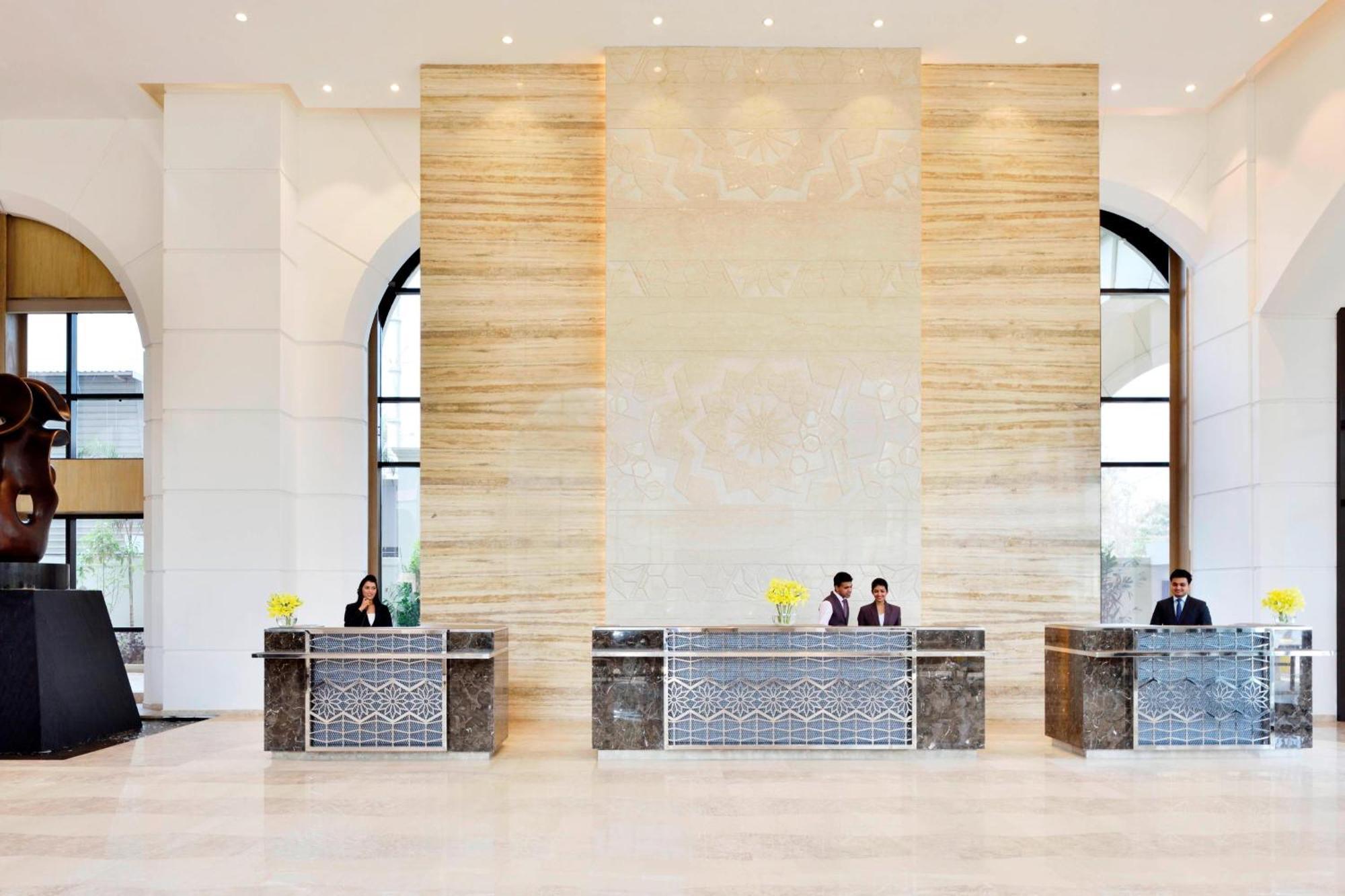 Hotel Courtyard By Marriott Bengaluru Hebbal Zewnętrze zdjęcie