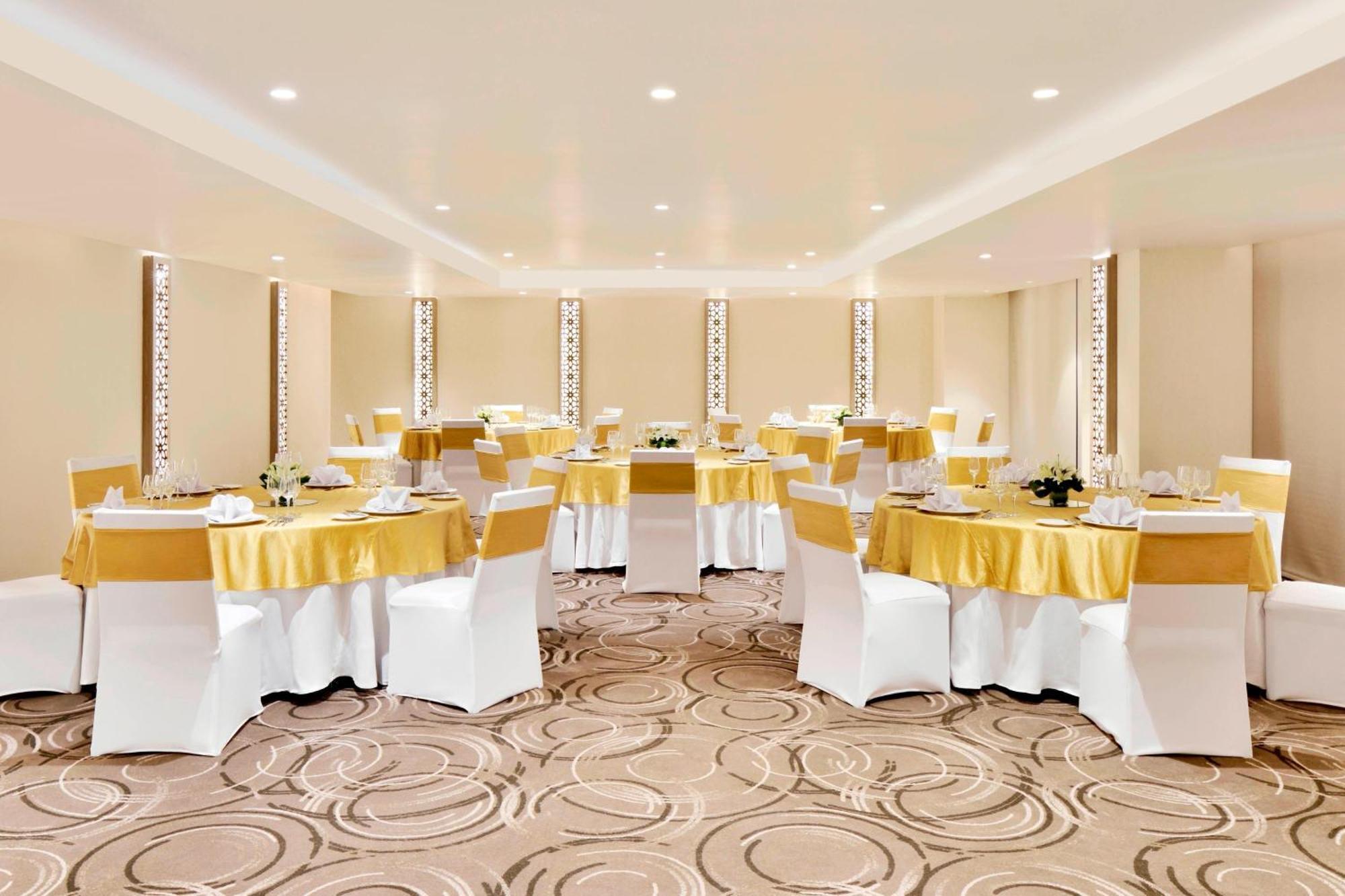 Hotel Courtyard By Marriott Bengaluru Hebbal Zewnętrze zdjęcie