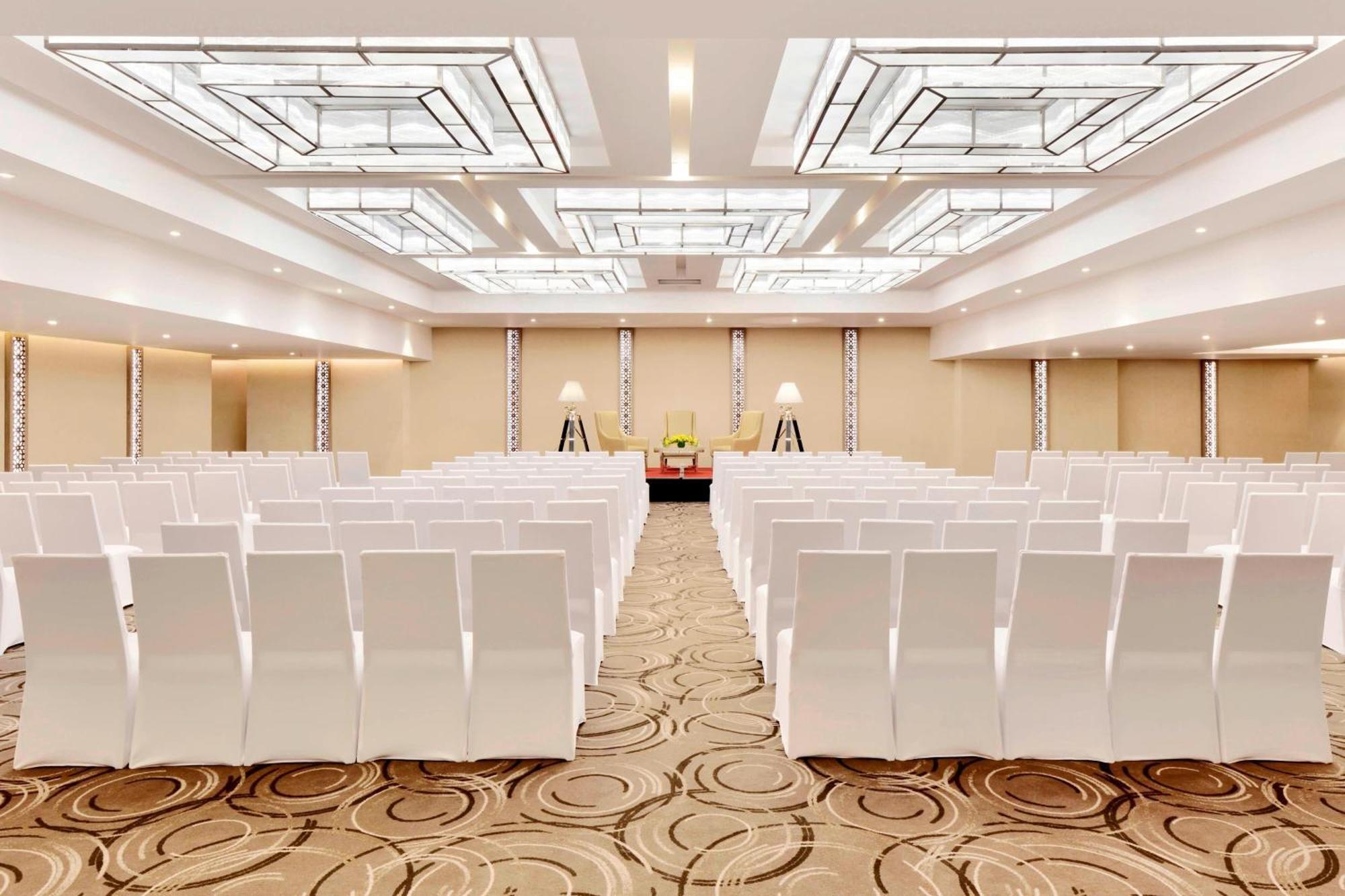 Hotel Courtyard By Marriott Bengaluru Hebbal Zewnętrze zdjęcie