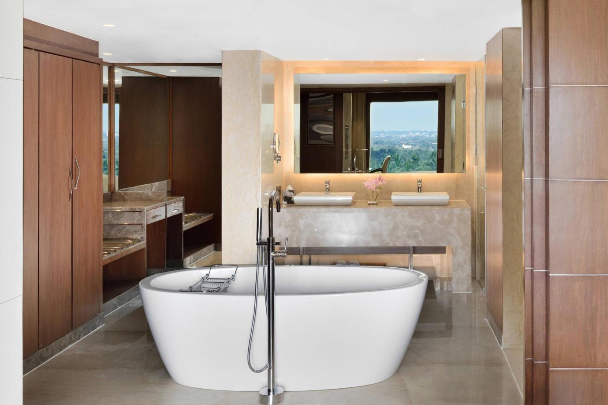 Hotel Courtyard By Marriott Bengaluru Hebbal Zewnętrze zdjęcie